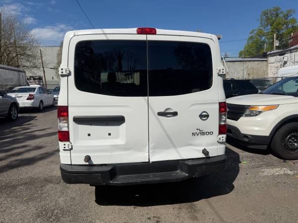 2013 Nissan NV2500 - Photo 3