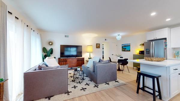 $3,200 / 2br - 900ft2 - ¡Condominio luminoso y soleado junto al Moraga Country Club en alquiler! (lafayette / orinda / moraga)63813662924547124