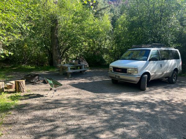 Furgoneta camper 1999 GMC Safari AWD (VANGELA) - $7,000 (East Cesar Chavez)63613018058371122