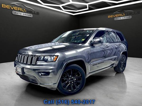 2018 Jeep Grand Cherokee Altitude 4x4 SUV 1