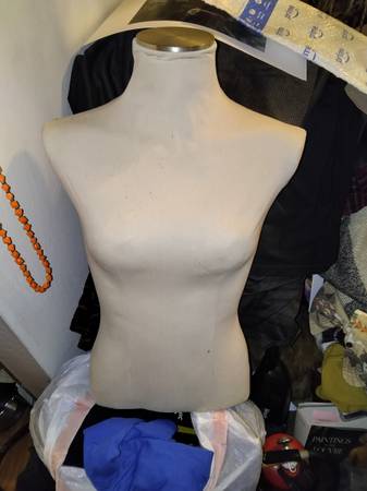 Mannequin torso 1