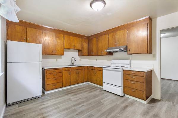 $2,200 / 2br - 3061 Kansas St. #1 - 2 bedroom | 1 bath | Lower unit (oakland east)63880013373443124
