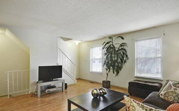 $349,900 🏠Germantown Three Levels Amazing Rental or Fix and Flip! $349.9K  ARV (baltimore)63611885252611123