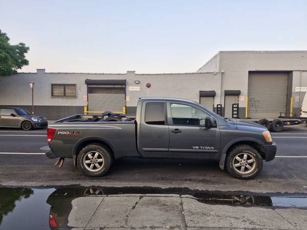 2012 Nissan Titan PRO-4X - $2,500 (Brooklyn)63614669314177123