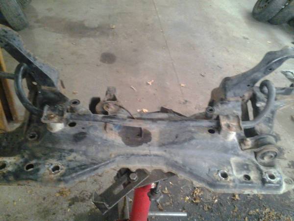 2005 FORD FOCUS Suspension Crossmember K-Frame 1