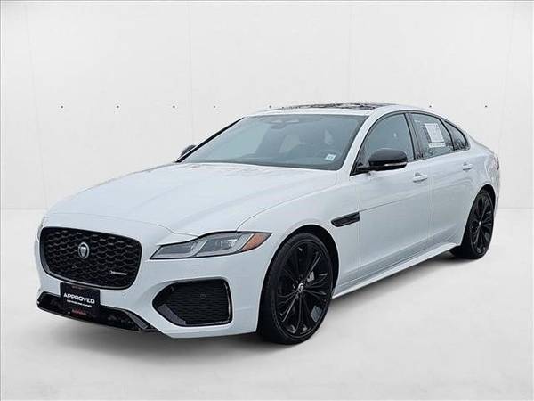 2024 Jaguar XF Sedán Certificado R-Dynamic SE - $37,177 (Jaguar Land Rover White Plains)63469911096577129