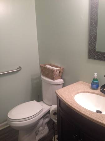 $750 Private Office Suite for Lease – West Ashley Holistic Wellness Center (West Ashley)64016106175618123