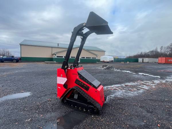 25 Hp Stand on Skid Steer 1