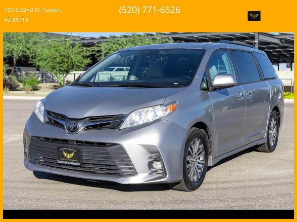 2018 Toyota Sienna XLE Minivan 4D EVERYONE IS APPROVED! 1