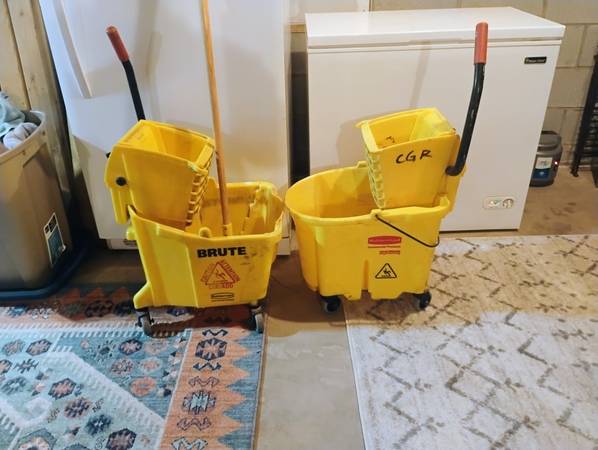 (2) Mop Buckets with Wringers & (1) Mop Handle 1