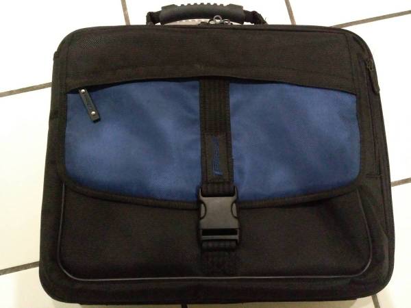 Targus Computer Bag, Brand New 1