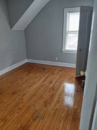 $1,450 / 3br - 1600ft2 - Casa unifamiliar (East Cleveland)63860363067779123