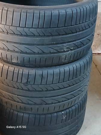 3 Tires 285 30  19 1