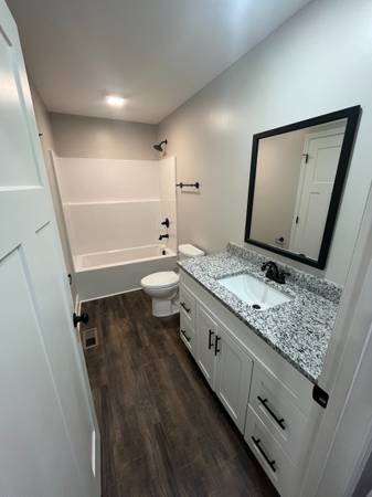 $1,350 / 2br - 2 Bed 1 Bath Apartment $1350 BRAND NEW (Carthage)63680375512705124