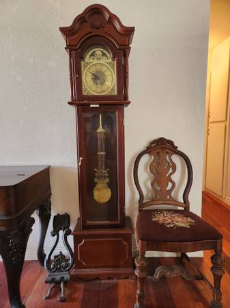 GRANDFATHER CLOCK 1