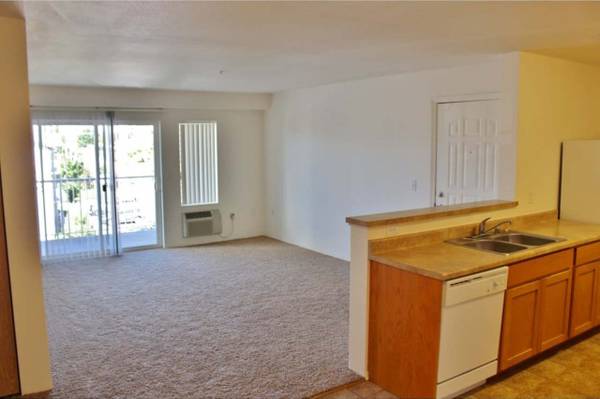 $1,487 / 3br - Fitness Room, Air Conditioning, Large Closets (2820 Cherry St, Spokane Valley, WA)63969877400195120