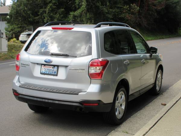 2014 SUBARU FORESTER 2.5I PREMIUM*AWD*4X4** EXCELLENT - $10,898 (BELLEVUE*AWD*4X4* LOADED AND BEAUTIFUL !)63442246773377122