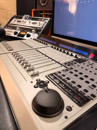 Mackie MCU Pro with MCU Pro XT 1