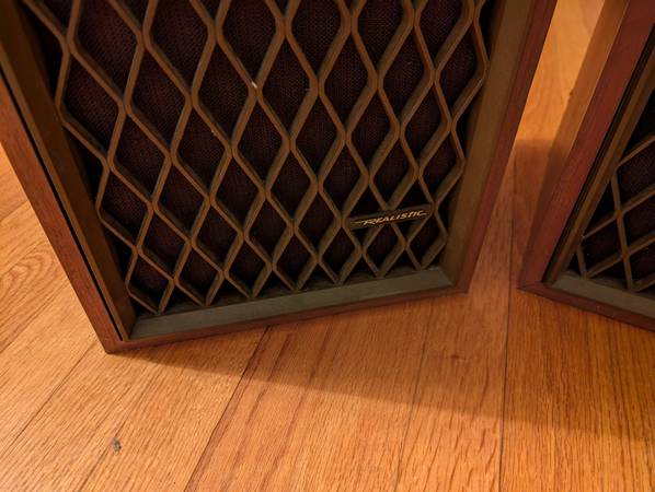 Realistic Speakers (Made in Japan) - $8063439081901955123