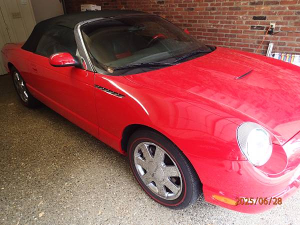 "2002 Ford Thunderbird Convertible - Bajos Kilometraje, Condición Impecable, Ga - $18,50063654695950467121