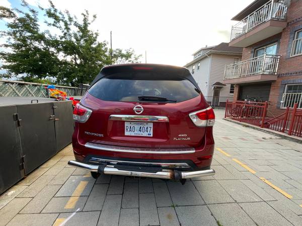 Nissan Pathfinder 2014 Red (Used) - $3,80063654714752515124