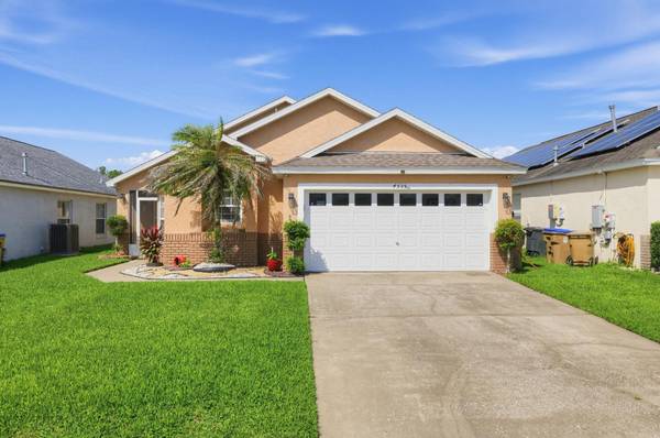 House 4/2 - 4535 Oakbrook Ct - $395,000 1