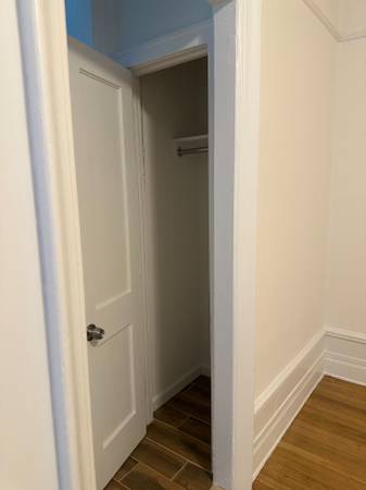 $1,757 / 1br - One Bedroom, One Bathroom, Prime Astoria Location, Walk-Up Building (Astoria)64212267217539124