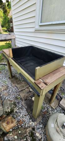 Soporte para plancha de 22 pulgadas - $65 (Henniker)63470910229377121