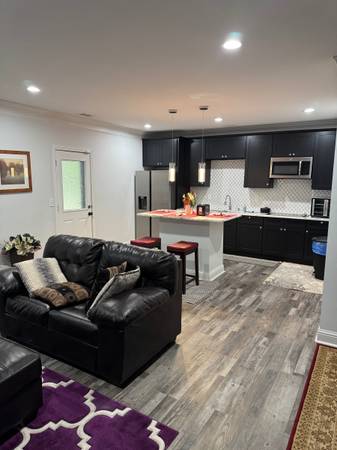 $300 / 2br - 1700ft2 - Vacation Home/ Temporary Stay (Fairburn GA)63921691041795124
