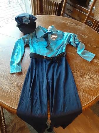 Police Officer - Halloween Costumes - Medium 1