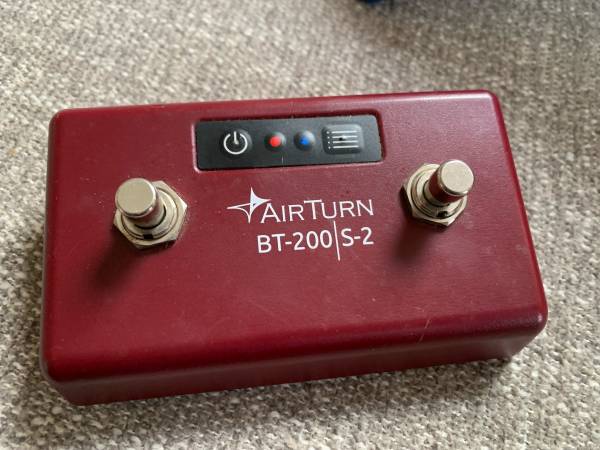 Airturn BT200 Page Turner 1