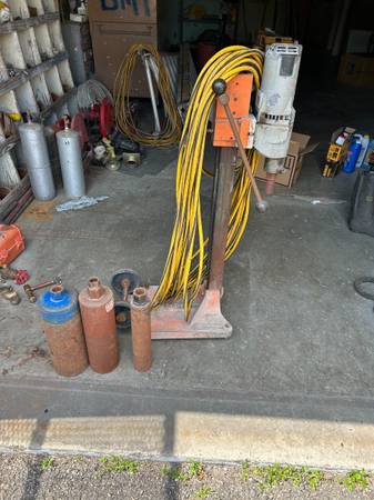 Milwaukee Concrete Coring Machine 1