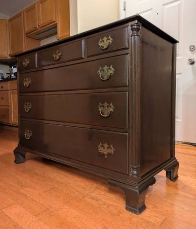 Thomasville Solid Mahogany 6 Drawer Dresser 1
