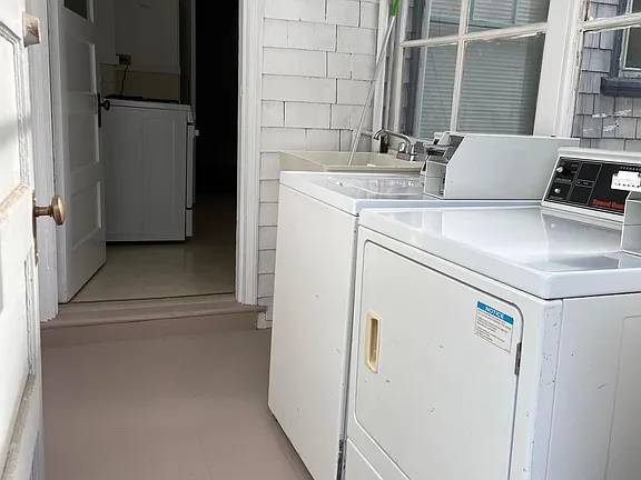 $1,300 / 1br - 790ft2 - Charming 1-Bedroom + Office Space in Prime Location (alameda)63879903587331122