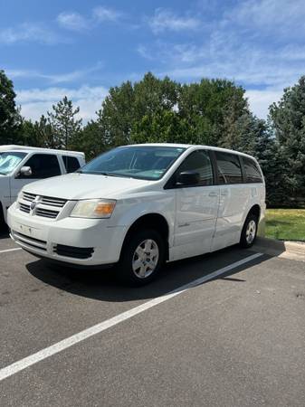 2009 dodge caravan wheelchair conversion - $4,500 (Littleton)63619746684291121