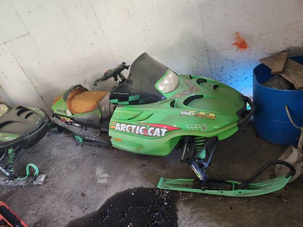 Arctic cat zr 800 1
