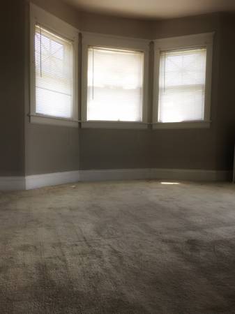 $560 / 1 habitación - Cerca de UWEC y el centro * Servicios incluidos * M2M (Eau Claire)63181808282625121