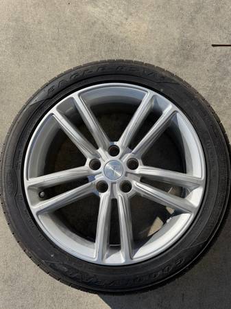 19" Tesla Model S Base Wheel with Goodyear Eagle RS 2 1