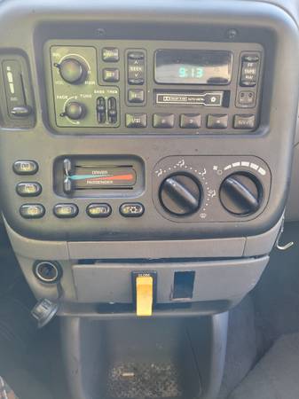 2000 Dodge Caravan Braun Enter furgoneta para silla de ruedas - $2,80063621403153539124