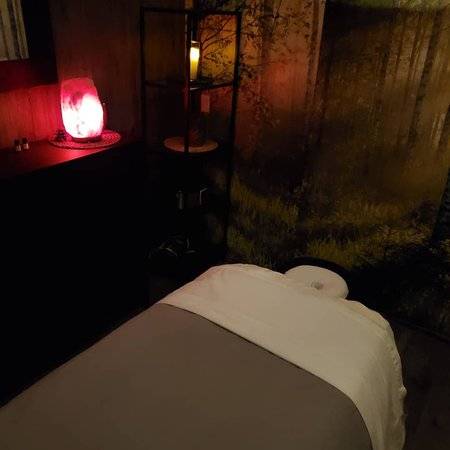 Relaxing Massages This Weekend (free)… 1