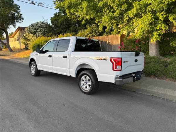 2017 Ford F-150 SuperCrew Cab XLT 4WD - $25,400 (Lincoln)63613688054019122