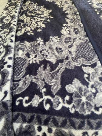 Large Winter Blanket 1