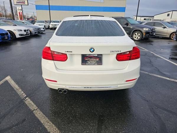 2015 BMW 3 Series 328i xDrive - $16,999 (Pre-Owned Luxury)63611913185409123