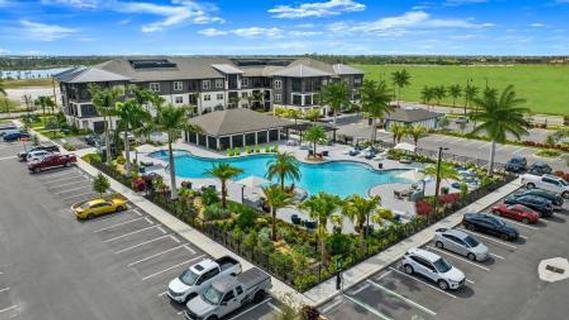 $1,550 / 1br - 846ft2 - Double-Sink Bathroom Vanity*, Full-Size Washer and Dryer (Downtown Wellen Park Venice, Florida)63791154624641122