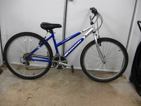 Schwinn Frontier 1