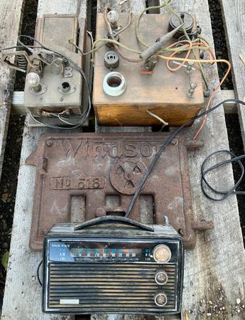 (4) vintage items 1