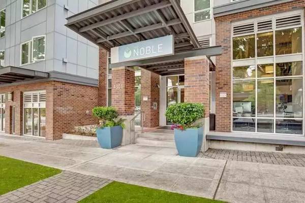 $2,746 / 1hab - 665 pies² - ¡Vive a lo grande, sueña más grande: Disponible amplio de 1 hab, 1 baño! (Seattle - A 6 minutos en auto de Green Lake)63688514470785123