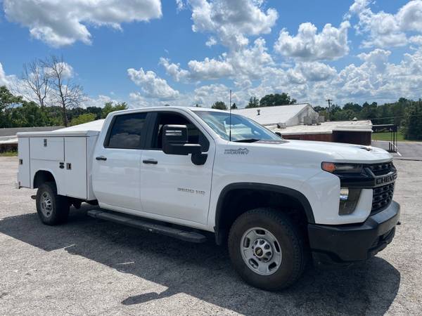 2020 Chevrolet Silverado 2500 4X4 6.6 AUTO CREW CAB 8FT UTILITY BED - $29,990 (CYNTHIANA KY)63470602741377122