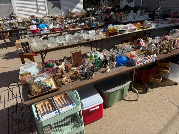 Yard sale photo