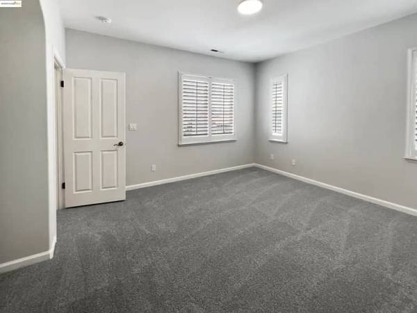 $2,150 / 4br - 2000ft2 - Excellent Comfort Living in Our Spacious 2,000 Sqft Lofts! (San Ramon)63868040490753121
